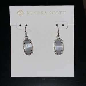 kendra scott dangly earrings